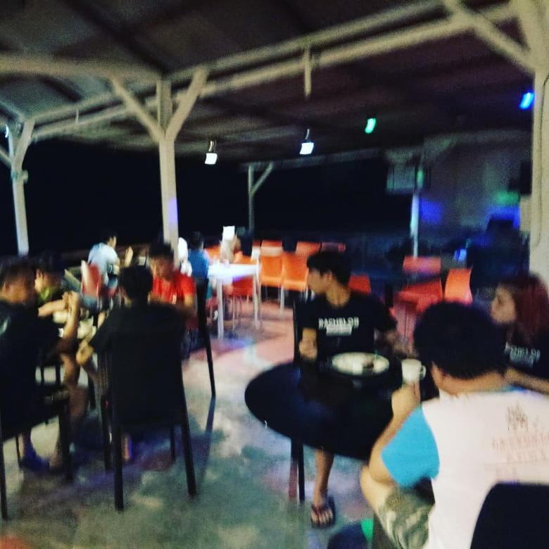 Marina Bay Resort & Restaurant Kampung Genting Ngoại thất bức ảnh